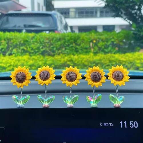 Cute Nodding Sunflower Car Interior Ornament - Fresh Flower