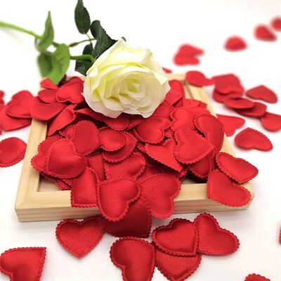Valentines Day 200Pcs Romantic Padded Fabric Throwing