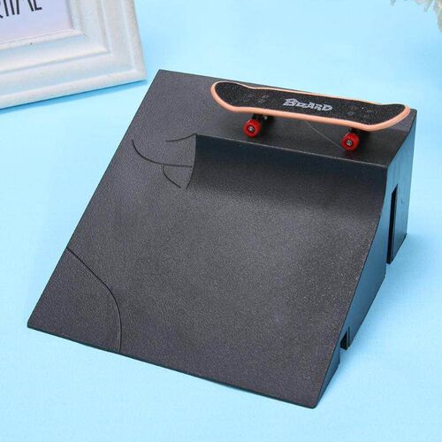 New.Finger Skating Board Training Games Toys with Ramp Parts