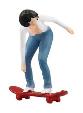 X90F Tiny Resins Skateboarder Model Collectible for