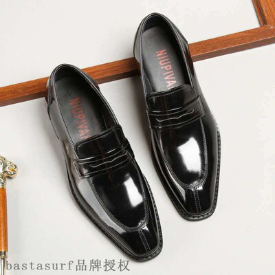 2020 new mens shoes summer patent leather shoes middle-age