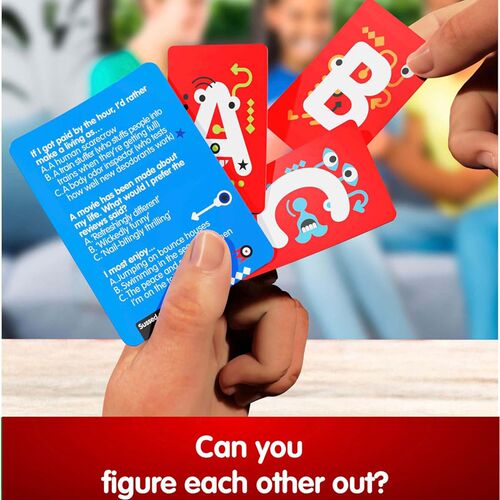 SUSSED The Wacky What Would You Do? Card Game toys推理游戏