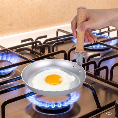 17CM Japanese Wooden Handle Non Stick Frying Pan for