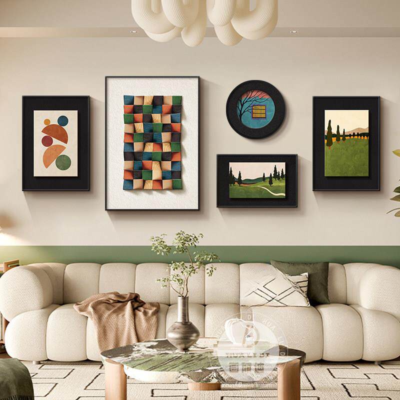 中古风彩色厅立装饰画式抽象体组合法挂画多巴胺沙发LY-096背客景