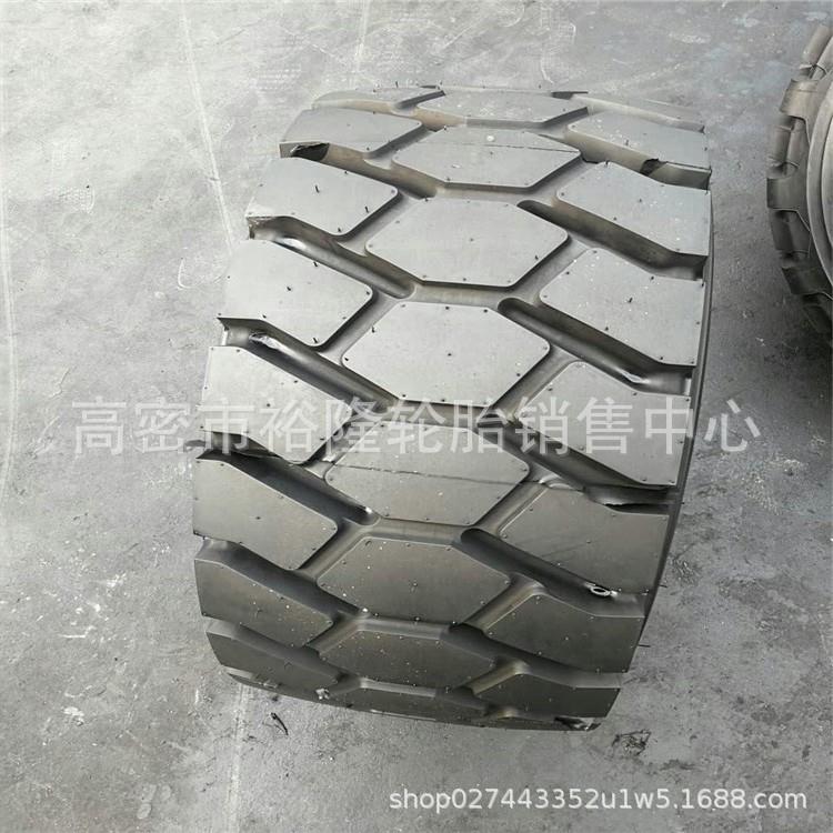 朝阳运梁车轮胎355/65R15平板拖车轮胎 叉车铺轨车385/95r24 25