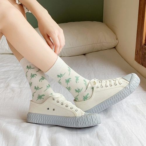 Jeseca New Hot Plaid Dot Print Womens Socks College Style J