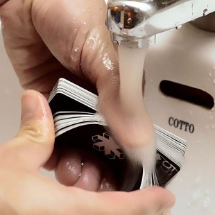 德国 Air Deck  便携旅行扑克牌 迷你纸牌 打发时间 随时来一局