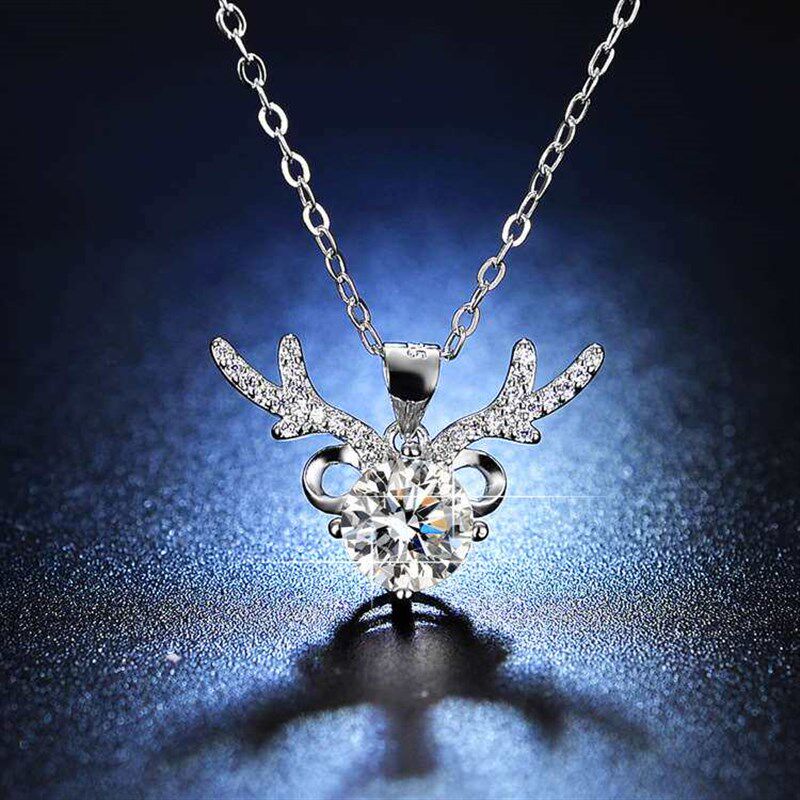 1 karat Moissanite clavicle chain six claw heart-shaped bull - 实物图
