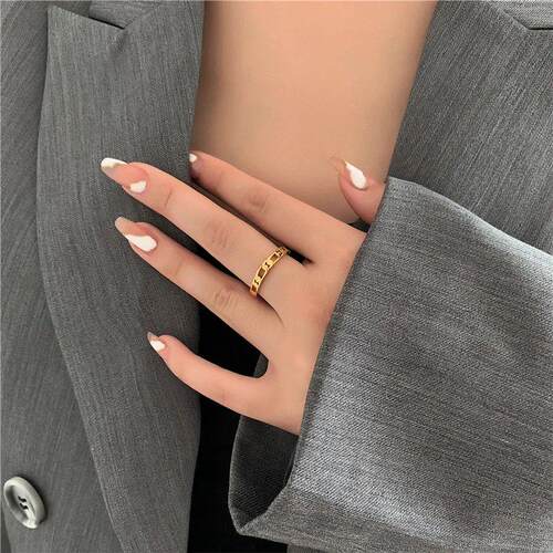 Brazil Retro French Hollow Out Chain Winding Rings Female Fa