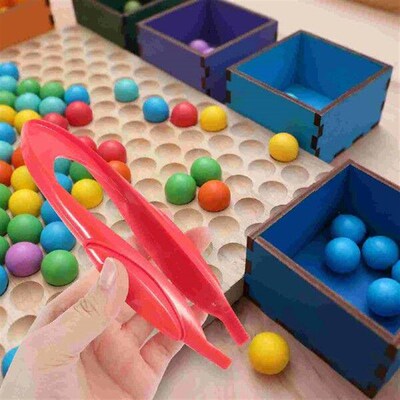 4 Pcs Childrens Tweezers Outdoor Toys for Kids Plastic