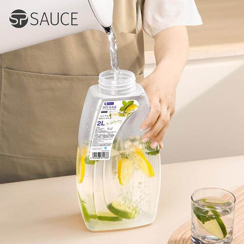 Japanese-style cold water pitcher for lemon juice, designed