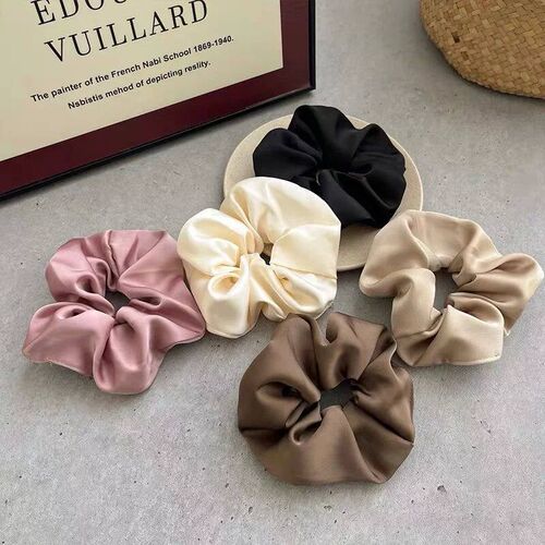 2025 French Style Simple Women Silk Scrunchies Solid Color H