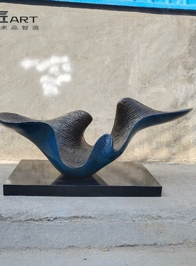 创意抽象仿木雕摆件酒店样板间玄关桌面装饰售楼部软装雕塑艺术品