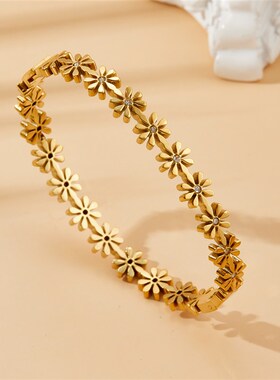 钛钢手镯小雏菊花高级感不锈钢首饰品夏季不掉色女跨境不锈钢手饰