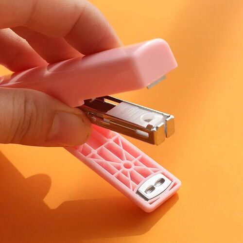 Pen Shape Stapler + Staple Mini Stapler Set Stapling Paper N