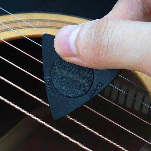 High Srength Flanger 3 Thickness Triangle Guitar Picks Antis