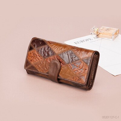 2022 New Womens wallet retro womens leather wallets  Long