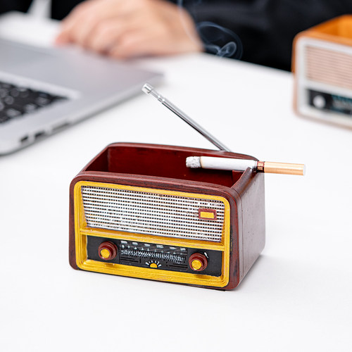 收音机烟灰缸创意个性潮流家用客厅防飞灰办公室防烟味烟灰缸摆件