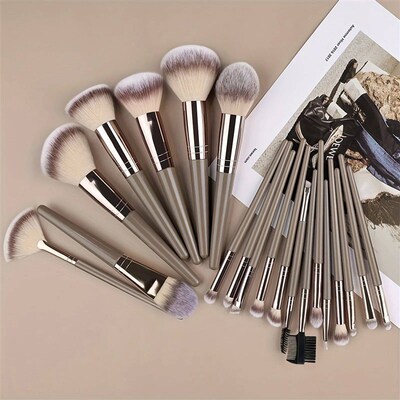 15/20pcs Beauty Makeup Brushes Set Plastic Handle Soft