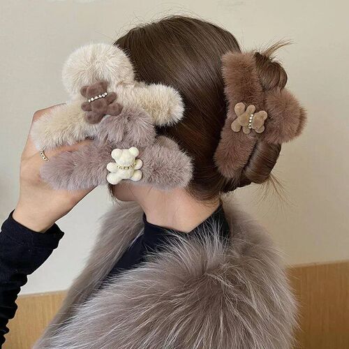 New Cute Bear Winter Plush Acrylic Hair Claw Clips Women Gir
