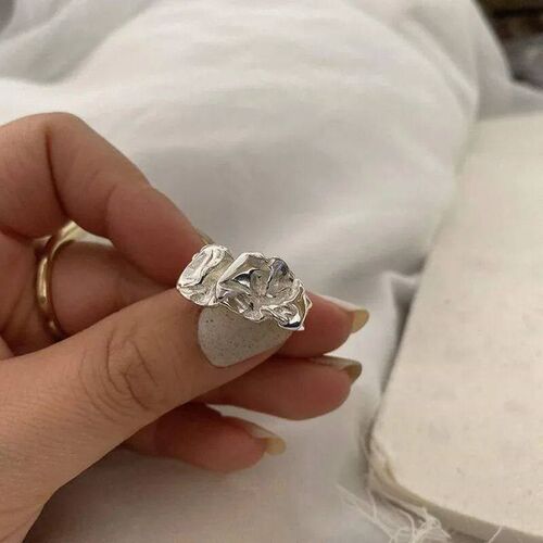 New Silver Color Ring for Women Fashion Creative Irregular M