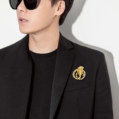 Retro Cobra Brooch Diamond Studded Snake Pin for Men 12 Zodi