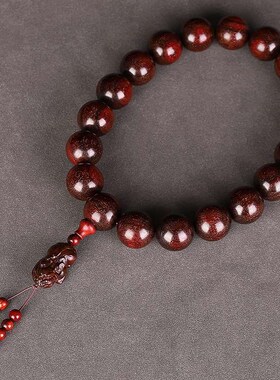 Small leaf red sandalwood red sandalwood green sandalwood go