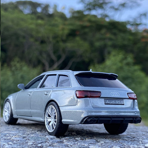 1:32 Audi RS6 Station Wagon Car Model Alloy Diecasts Toy Veh