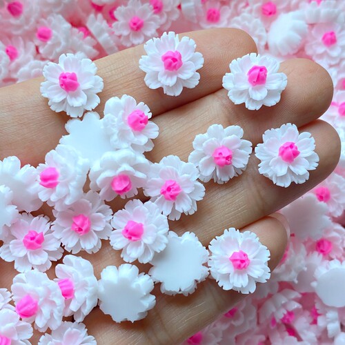 60Pcs New 12mm Cute Mini Flower Flat Back Resin Cabochons Sc