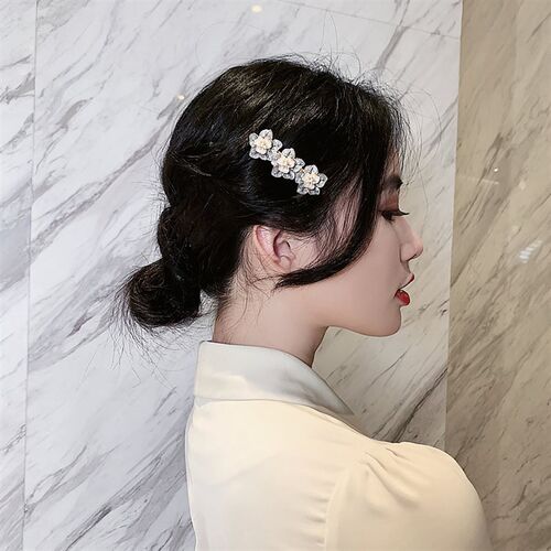 New Korean version of pearl camellia spring hair clip retro