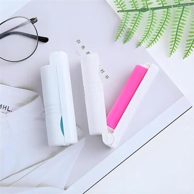 Mini Foldable Washable Lint Roller Portable Clothes Fuzz Rem