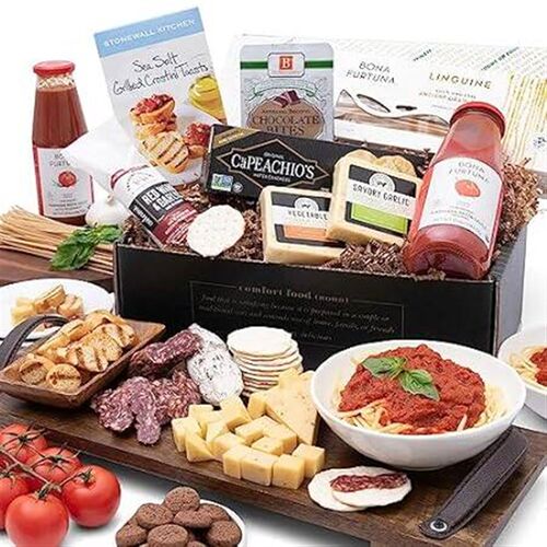 Italian Food Gift Basket of Pasta, Marinara, Cheeses, Sau
