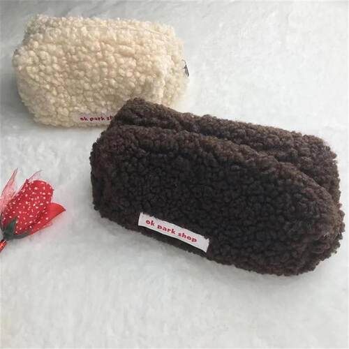 Plush Cosmetic Bag Women Girl  Large Capacity Cute Stationer