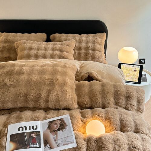 Rabbit Plush Four-piece Quilt Ver Padded Ral Fleece Bed Shee