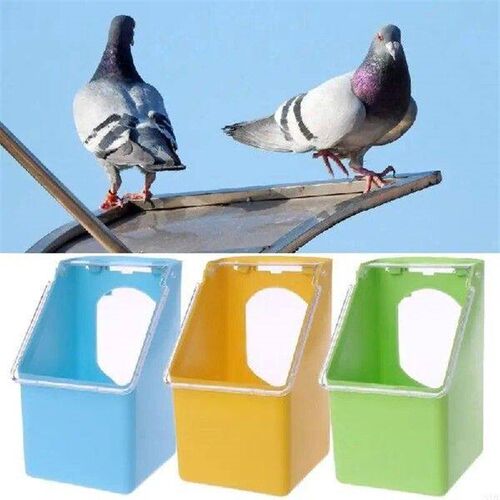 Q39B Chicken Watering Cups Hanging with Clips & Cover