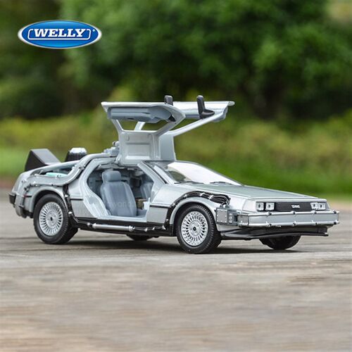 Welly 1:24 DMC-12 Delorean Back To The Future Time Machine D