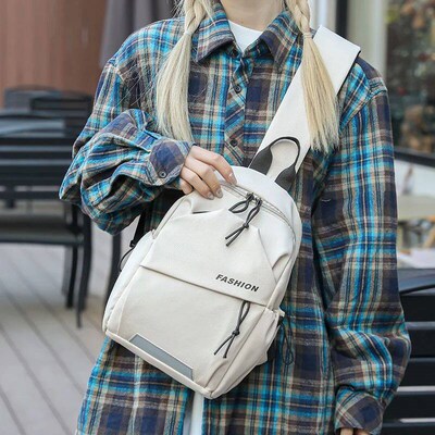 1piece fahion nylon meenger bag,uniex chet bag,adjutable hou