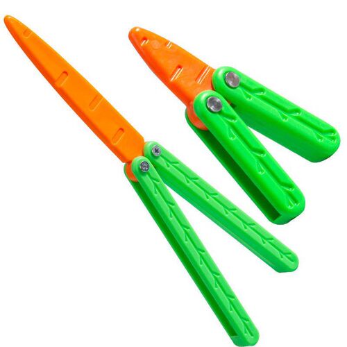 Glow-in-the-Dark 3D Gravity Radish Knife Toy - Extra Large a