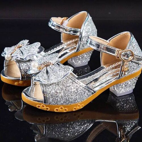 Girls Sandals Summer 2024  New Childrens Princess Shoes Lit