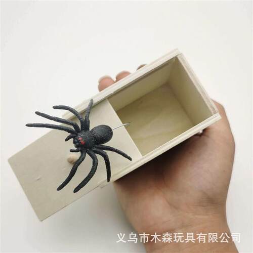Spooky wooden box bugs scary spider box spooky toy spooky wo