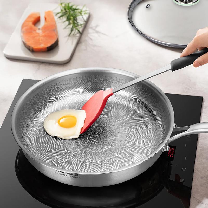 有钛孔雀纹平底锅煎牛排煎蛋烙饼家用钛煎锅零涂层不挑炉灶炒菜锅