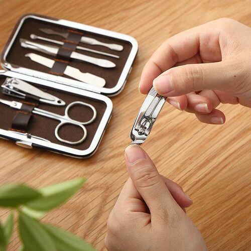 Home Nail Care Tools - 7-Piece Manicure Set for Beauty and N