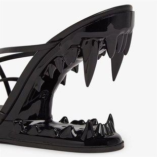 Newest design luxury shoes for women peculiar tiger teeth we