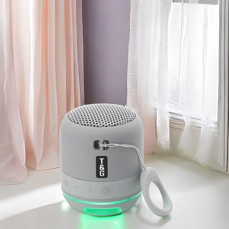 迷你蓝牙音箱彩灯灯创意户外手提便携式低音炮可插卡TF卡U盘连接