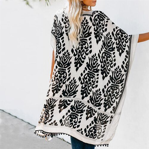 2021 Bohemian Printed V-neck Half Sleeve Plus Size Beach Wea