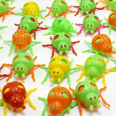 Multicolor 6legged Ladybug Capsule Toy Gift Cute Ladybug Cap