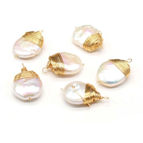 Natural Freshwater Pearl Pendant Oval Copper Wire Winding Pe
