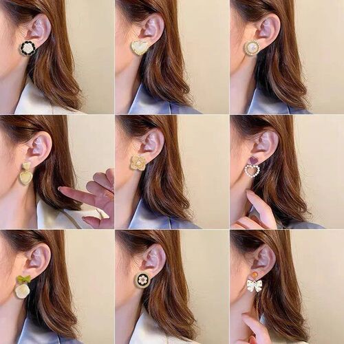 The Camellia Flower Ear Clips Stylish Acrylic Flower Clip on