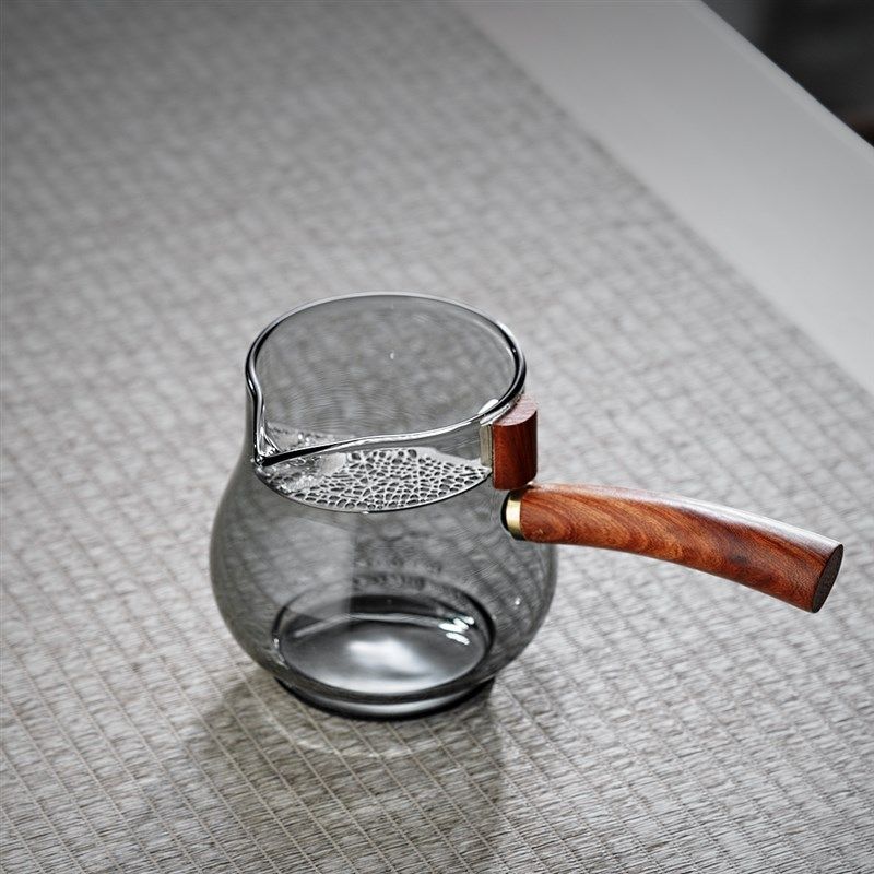 月牙公道杯磁吸过滤手工耐热创意玻璃绿茶器分茶泡茶公杯
