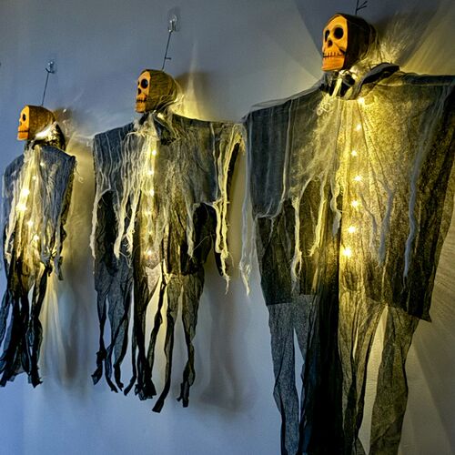 Outdoor Halloween luminous skull pendant decorative light